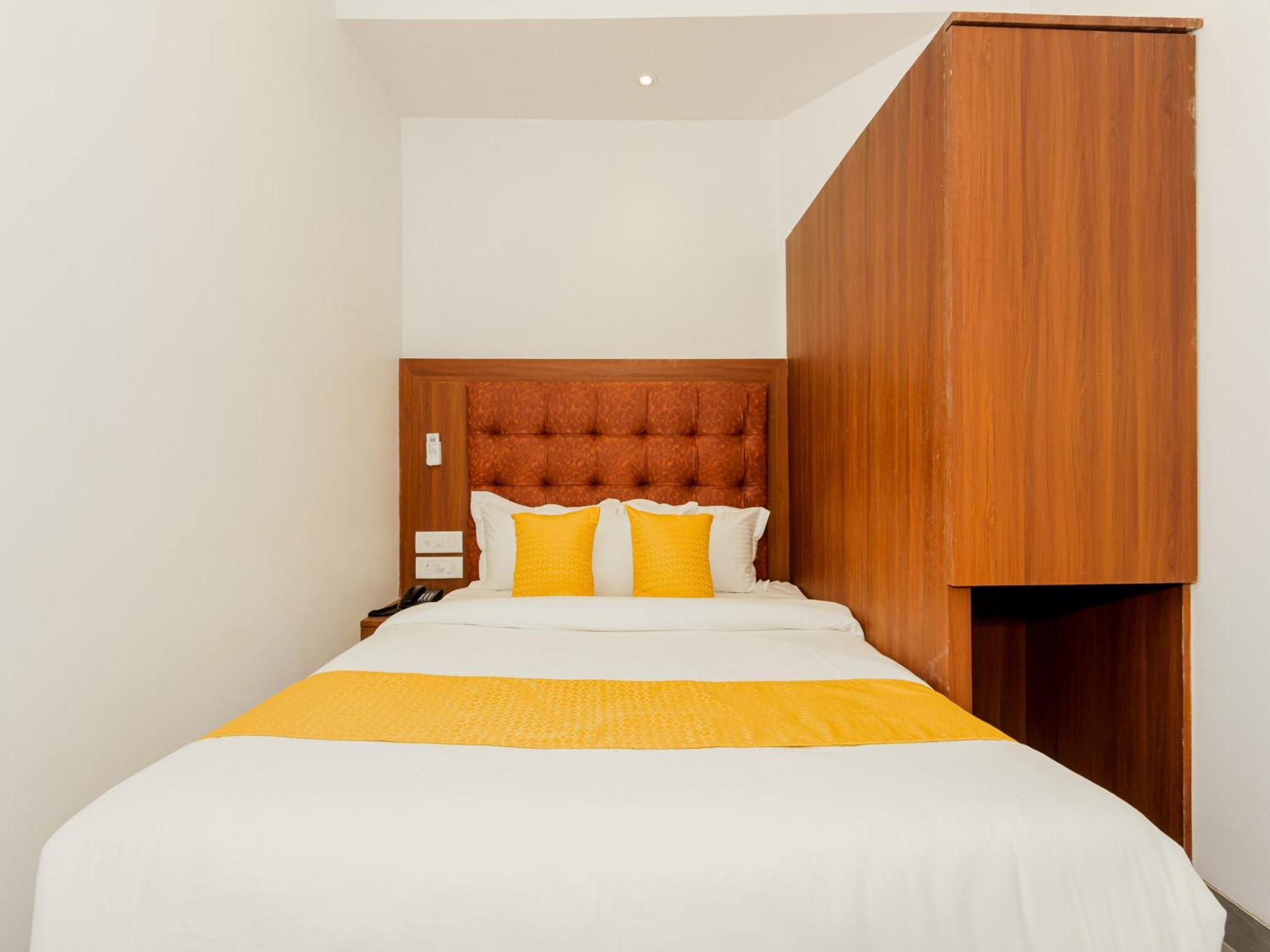 Zillion Executive Near Us Consulate Bandra Kurla Complex Near Airport Bombaj