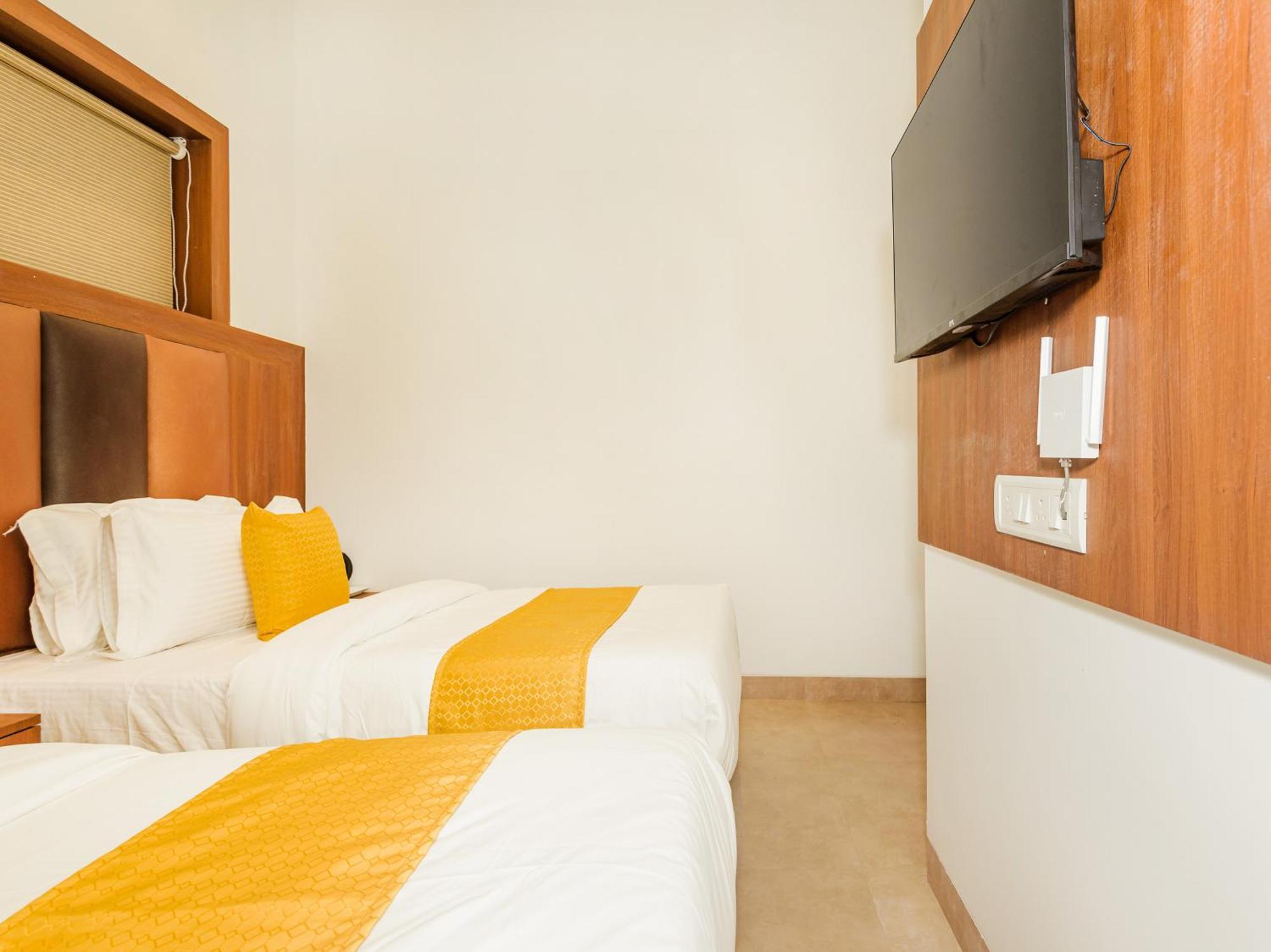 Zillion Executive Near Us Consulate Bandra Kurla Complex Near Airport Bombaj