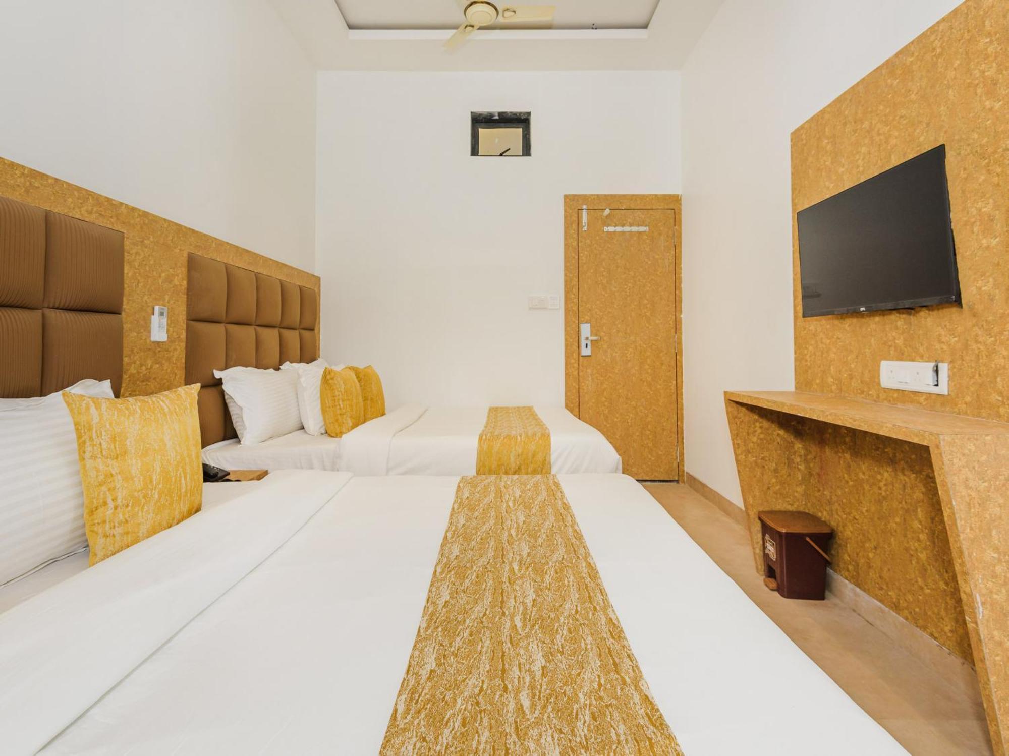 Hotel Zillion Executive Near Us Consulate Bandra Kurla Complex Near Airport Bombaj